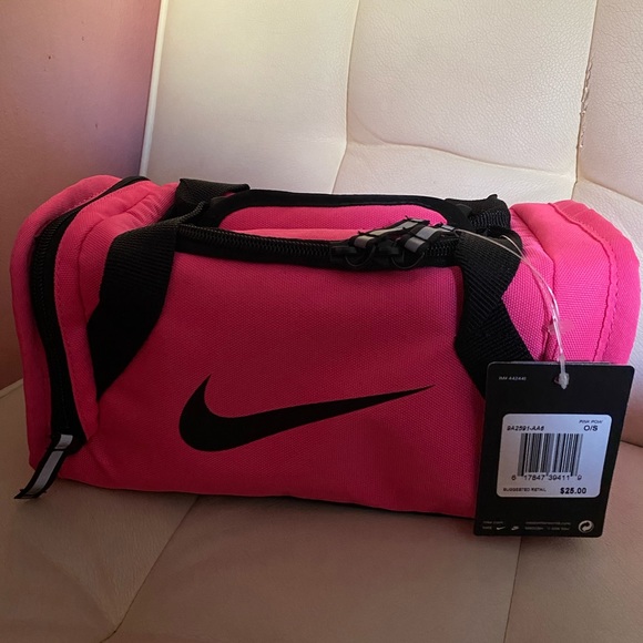 nike lunch bag duffle